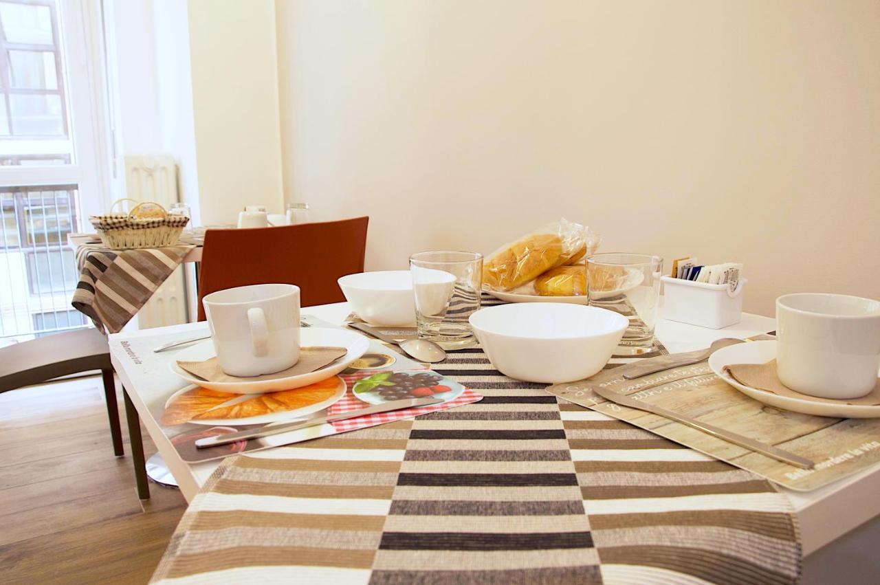 Minerva Rooms Pavia Bagian luar foto