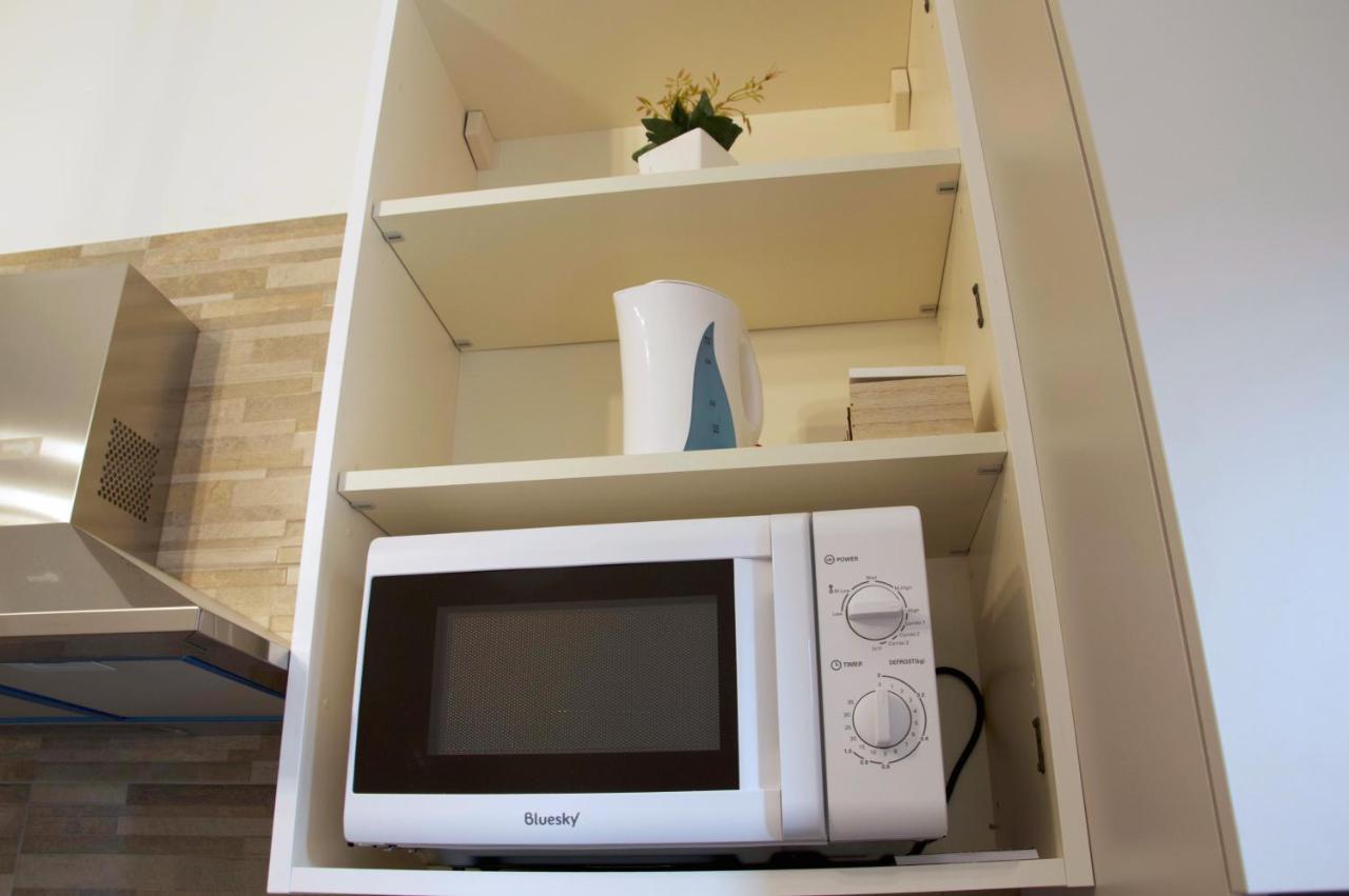 Minerva Rooms Pavia Bagian luar foto